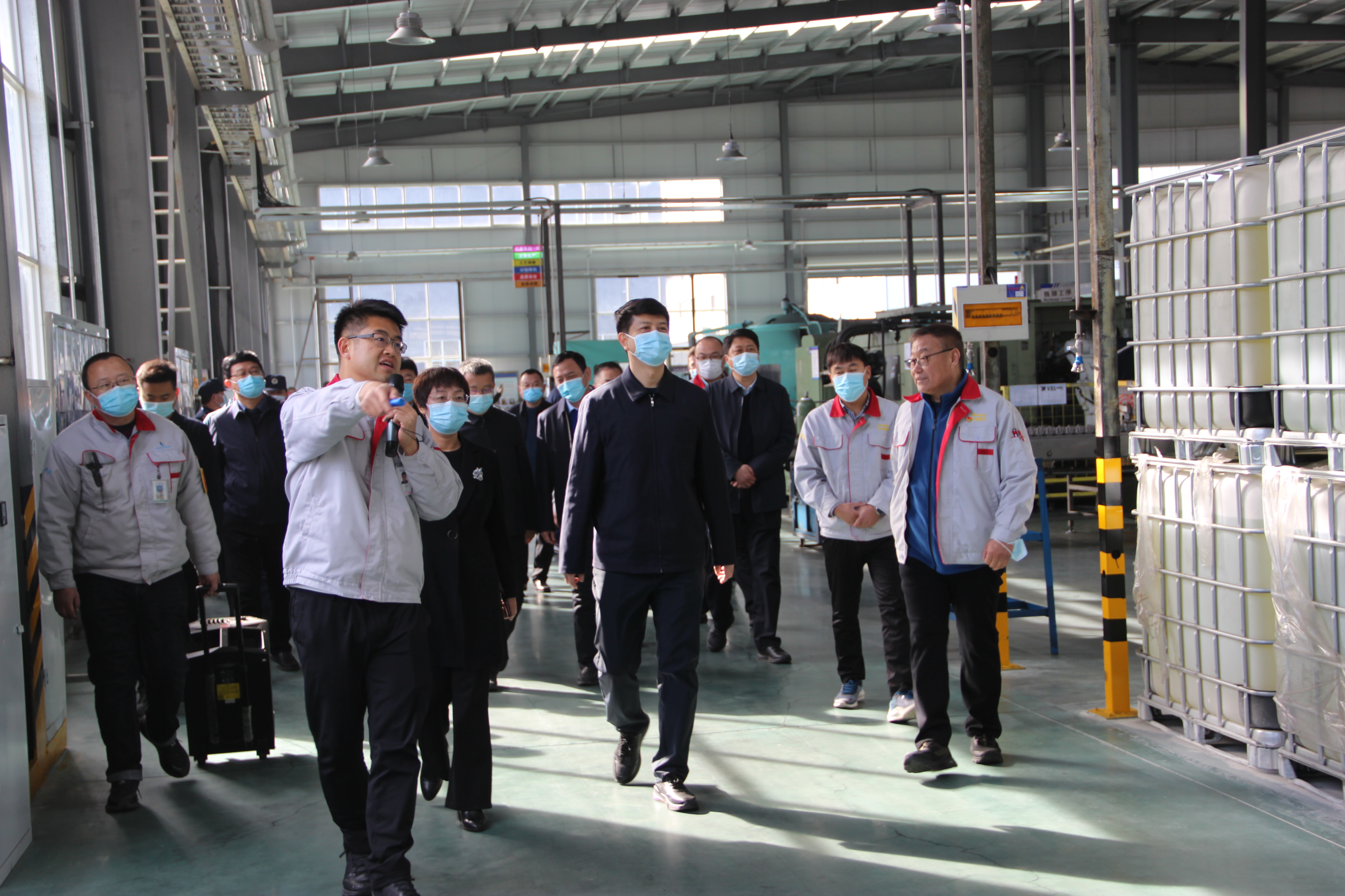 洪洞縣委書記黃巍一行蒞臨我司調研